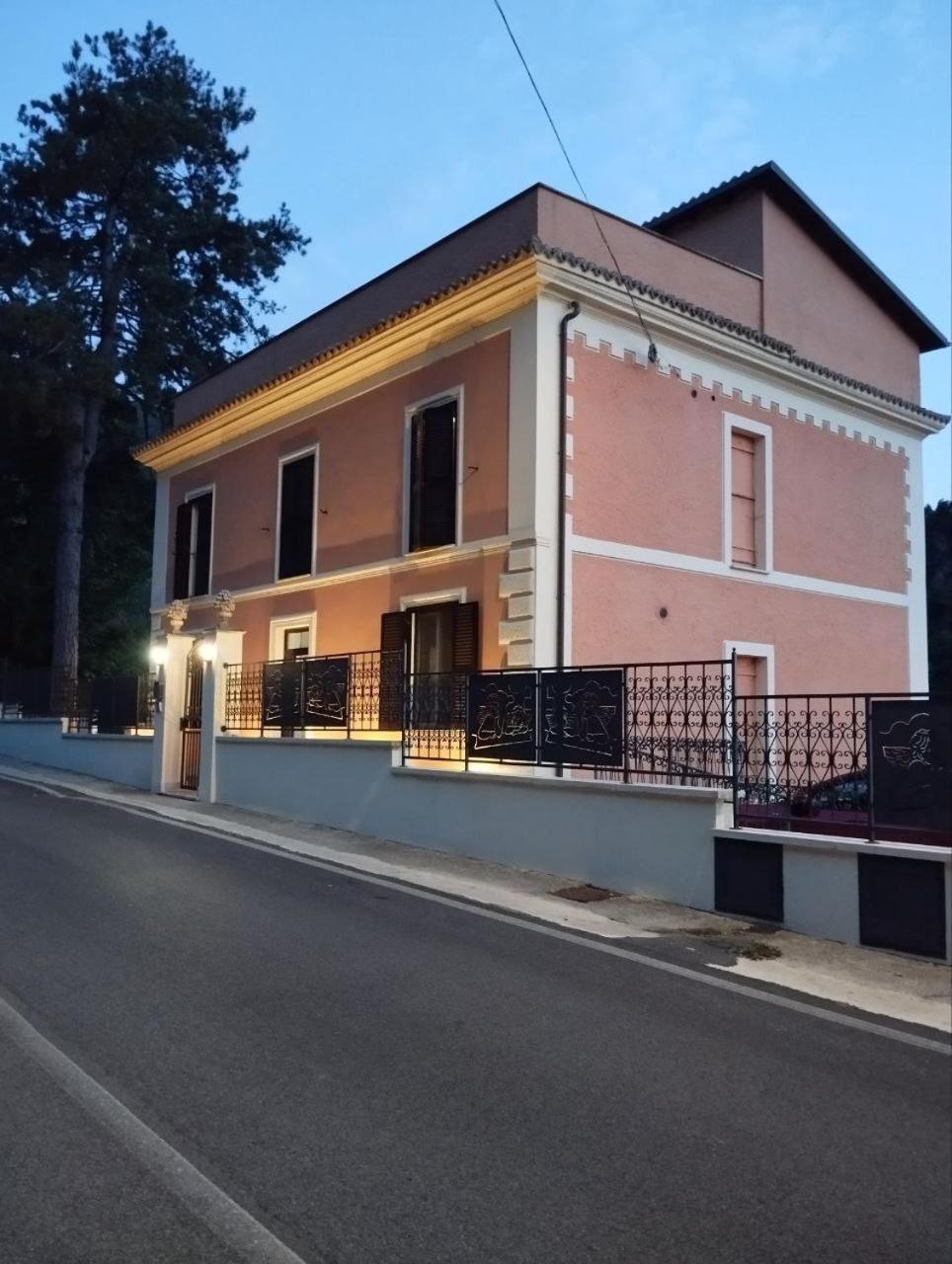 Bed and Breakfast Villino Chelidonia Subiaco Zewnętrze zdjęcie
